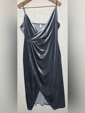 Missufe Sleek Draped V-Neck Midi Dress in Charcoal Size XXL